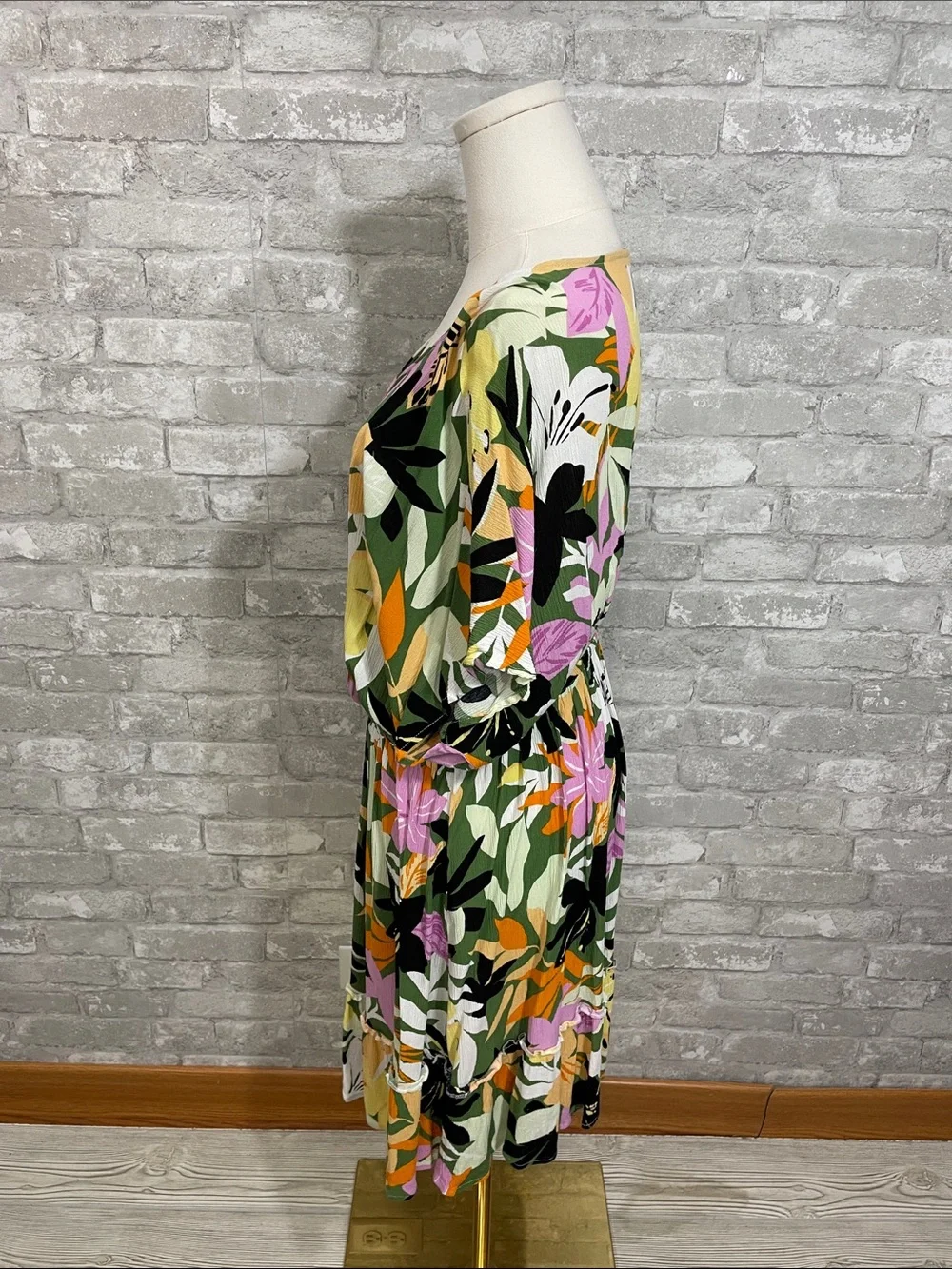 Cupshe Marlen Floral Ruffle Tie Front Dress - Picture 3 of 7